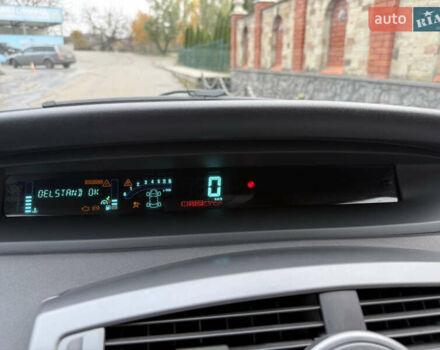 Серый Рено Сценик, объемом двигателя 1.6 л и пробегом 230 тыс. км за 5699 $, фото 108 на Automoto.ua