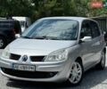Серый Рено Сценик, объемом двигателя 1.6 л и пробегом 155 тыс. км за 3900 $, фото 1 на Automoto.ua