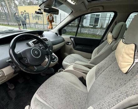 Серый Рено Сценик, объемом двигателя 1.5 л и пробегом 313 тыс. км за 5500 $, фото 7 на Automoto.ua