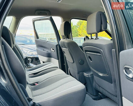 Сірий Рено Сценік, об'ємом двигуна 1.6 л та пробігом 155 тис. км за 6399 $, фото 16 на Automoto.ua