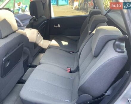 Рено Сценик 2007 в Гайсине на Automoto.ua Серый Рено Сценик, объемом двигателя 2 л и пробегом 190 тыс. км за 5500 $, фото 4 на Automoto.ua