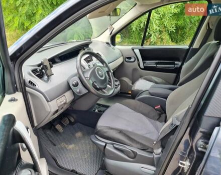 Серый Рено Сценик, объемом двигателя 1.9 л и пробегом 260 тыс. км за 4700 $, фото 3 на Automoto.ua