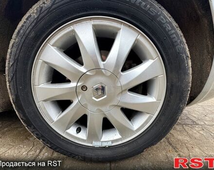 Серый Рено Сценик, объемом двигателя 1.6 л и пробегом 187 тыс. км за 5500 $, фото 12 на Automoto.ua