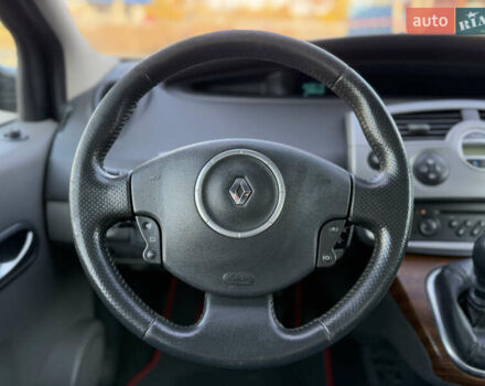 Сірий Рено Сценік, об'ємом двигуна 1.6 л та пробігом 245 тис. км за 5999 $, фото 18 на Automoto.ua