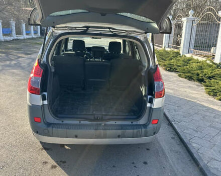 Серый Рено Сценик, объемом двигателя 1.6 л и пробегом 265 тыс. км за 4500 $, фото 16 на Automoto.ua