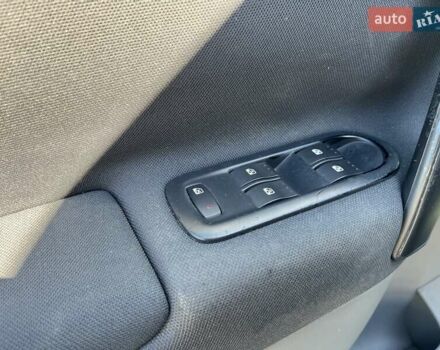 Сірий Рено Сценік, об'ємом двигуна 0 л та пробігом 204 тис. км за 5299 $, фото 73 на Automoto.ua