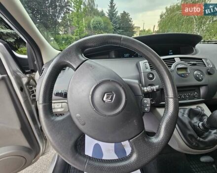 Сірий Рено Сценік, об'ємом двигуна 1.6 л та пробігом 203 тис. км за 5300 $, фото 94 на Automoto.ua