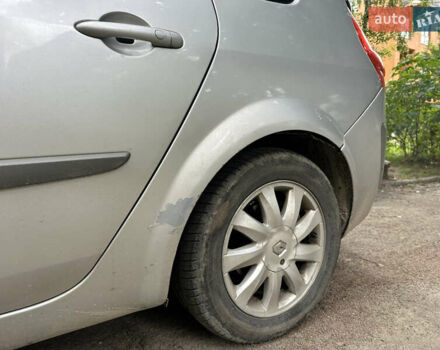 Сірий Рено Сценік, об'ємом двигуна 2 л та пробігом 219 тис. км за 4700 $, фото 7 на Automoto.ua