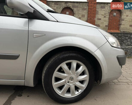 Серый Рено Сценик, объемом двигателя 1.6 л и пробегом 230 тыс. км за 5699 $, фото 83 на Automoto.ua