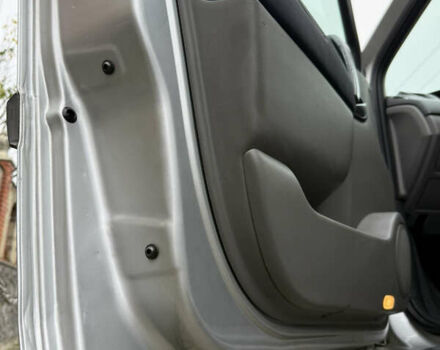 Серый Рено Сценик, объемом двигателя 1.6 л и пробегом 230 тыс. км за 5699 $, фото 63 на Automoto.ua