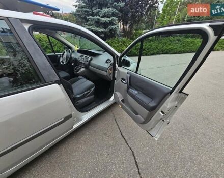 Сірий Рено Сценік, об'ємом двигуна 1.6 л та пробігом 203 тис. км за 5300 $, фото 82 на Automoto.ua