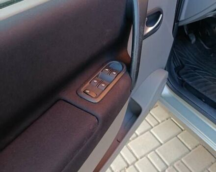 Серый Рено Сценик, объемом двигателя 1.6 л и пробегом 179 тыс. км за 5250 $, фото 8 на Automoto.ua