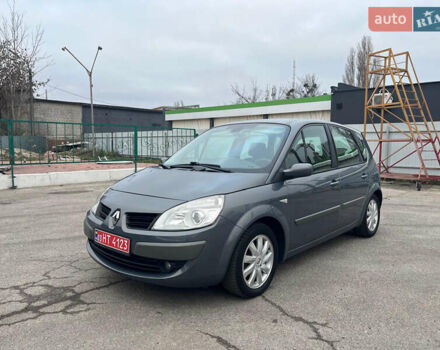 Серый Рено Сценик, объемом двигателя 1.6 л и пробегом 181 тыс. км за 5600 $, фото 3 на Automoto.ua