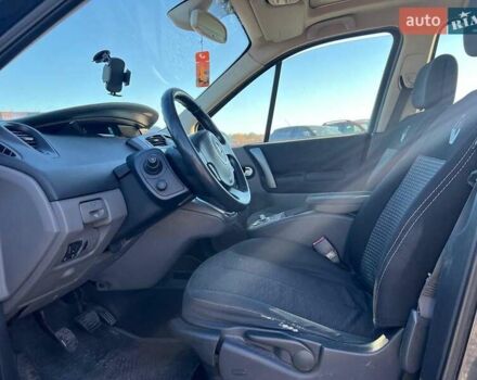 Серый Рено Сценик, объемом двигателя 2 л и пробегом 286 тыс. км за 5790 $, фото 18 на Automoto.ua