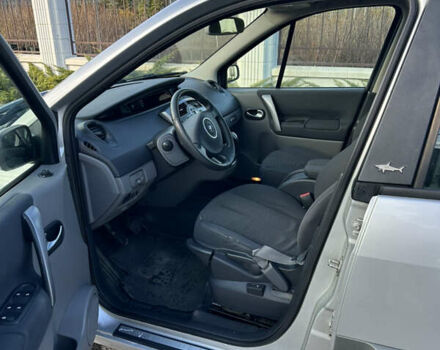 Серый Рено Сценик, объемом двигателя 1.6 л и пробегом 265 тыс. км за 4500 $, фото 19 на Automoto.ua