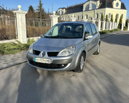 Серый Рено Сценик, объемом двигателя 1.6 л и пробегом 265 тыс. км за 4500 $, фото 1 на Automoto.ua