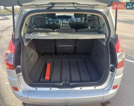 Сірий Рено Сценік, об'ємом двигуна 1.6 л та пробігом 250 тис. км за 5800 $, фото 15 на Automoto.ua