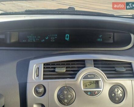 Сірий Рено Сценік, об'ємом двигуна 1.6 л та пробігом 250 тис. км за 5800 $, фото 24 на Automoto.ua