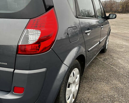 Серый Рено Сценик, объемом двигателя 1.6 л и пробегом 218 тыс. км за 5950 $, фото 16 на Automoto.ua