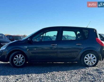 Серый Рено Сценик, объемом двигателя 2 л и пробегом 286 тыс. км за 5790 $, фото 2 на Automoto.ua