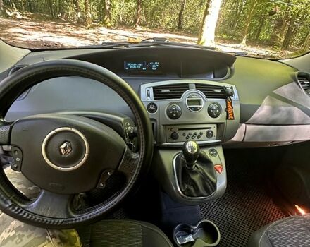 Рено Сценик 2007 в Львове на Automoto.ua Серый Рено Сценик, объемом двигателя 2 л и пробегом 219 тыс. км за 4700 $, фото 6 на Automoto.ua