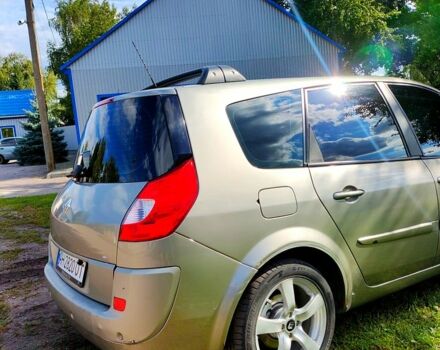 Серый Рено Сценик, объемом двигателя 2 л и пробегом 0 тыс. км за 5200 $, фото 5 на Automoto.ua