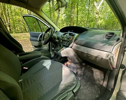 Рено Сценик 2007 в Львове на Automoto.ua Серый Рено Сценик, объемом двигателя 2 л и пробегом 219 тыс. км за 4700 $, фото 5 на Automoto.ua