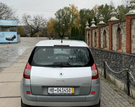 Серый Рено Сценик, объемом двигателя 1.6 л и пробегом 230 тыс. км за 5699 $, фото 24 на Automoto.ua