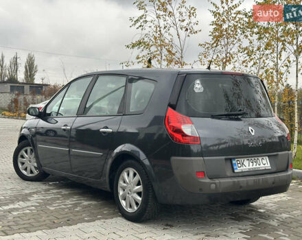 Серый Рено Сценик, объемом двигателя 1.9 л и пробегом 215 тыс. км за 5250 $, фото 4 на Automoto.ua