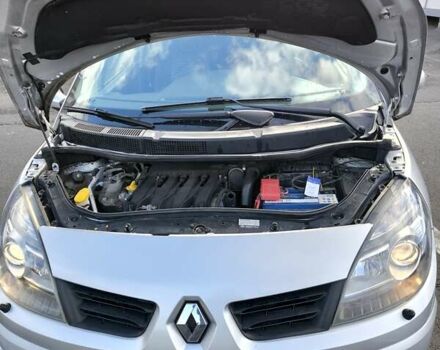 Сірий Рено Сценік, об'ємом двигуна 2 л та пробігом 210 тис. км за 6950 $, фото 15 на Automoto.ua