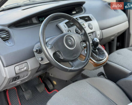Сірий Рено Сценік, об'ємом двигуна 1.6 л та пробігом 245 тис. км за 5999 $, фото 8 на Automoto.ua