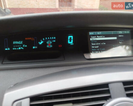 Серый Рено Сценик, объемом двигателя 1.6 л и пробегом 231 тыс. км за 4950 $, фото 9 на Automoto.ua