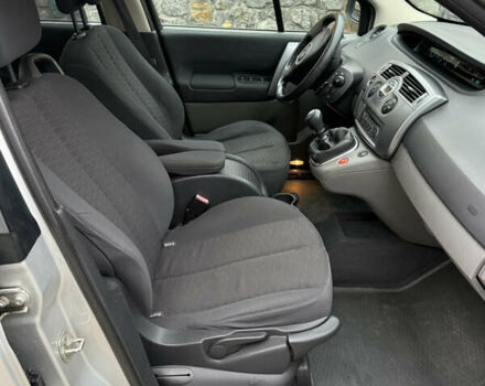 Серый Рено Сценик, объемом двигателя 1.6 л и пробегом 230 тыс. км за 5699 $, фото 44 на Automoto.ua