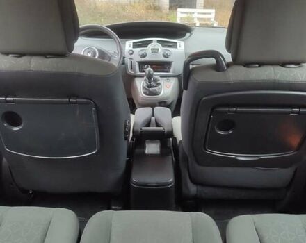 Сірий Рено Сценік, об'ємом двигуна 1.6 л та пробігом 190 тис. км за 5600 $, фото 23 на Automoto.ua