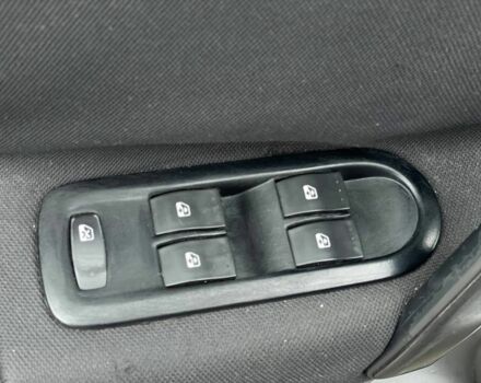 Серый Рено Сценик, объемом двигателя 1.5 л и пробегом 303 тыс. км за 5500 $, фото 8 на Automoto.ua