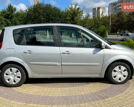 Серый Рено Сценик, объемом двигателя 1.6 л и пробегом 228 тыс. км за 5300 $, фото 7 на Automoto.ua