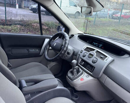 Сірий Рено Сценік, об'ємом двигуна 1.5 л та пробігом 330 тис. км за 4800 $, фото 11 на Automoto.ua