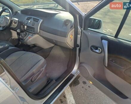 Сірий Рено Сценік, об'ємом двигуна 1.6 л та пробігом 250 тис. км за 5800 $, фото 9 на Automoto.ua