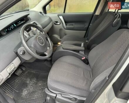 Серый Рено Сценик, объемом двигателя 1.6 л и пробегом 188 тыс. км за 4999 $, фото 5 на Automoto.ua