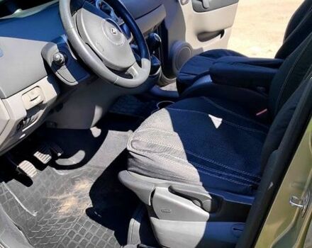 Серый Рено Сценик, объемом двигателя 1.5 л и пробегом 206 тыс. км за 2661 $, фото 11 на Automoto.ua