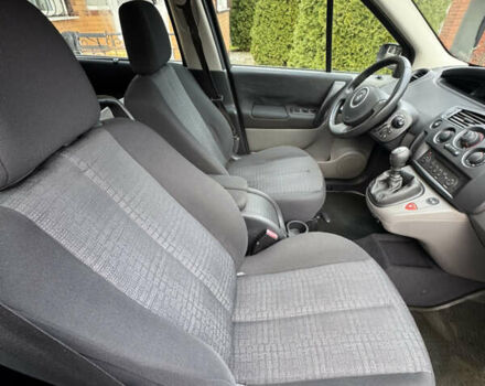 Сірий Рено Сценік, об'ємом двигуна 1.6 л та пробігом 188 тис. км за 4999 $, фото 8 на Automoto.ua