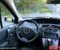 Серый Рено Сценик, объемом двигателя 1.6 л и пробегом 200 тыс. км за 5200 $, фото 5 на Automoto.ua