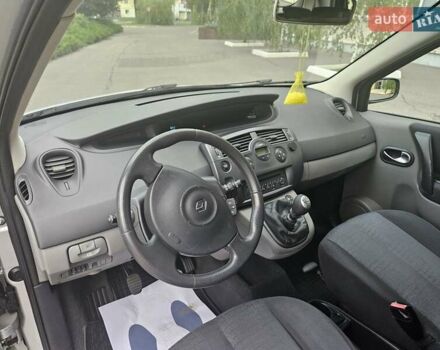 Сірий Рено Сценік, об'ємом двигуна 1.6 л та пробігом 203 тис. км за 5300 $, фото 92 на Automoto.ua