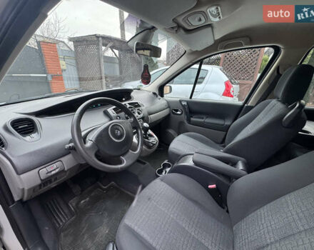 Серый Рено Сценик, объемом двигателя 1.6 л и пробегом 188 тыс. км за 4899 $, фото 14 на Automoto.ua