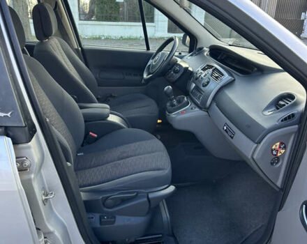 Серый Рено Сценик, объемом двигателя 1.6 л и пробегом 265 тыс. км за 4500 $, фото 14 на Automoto.ua