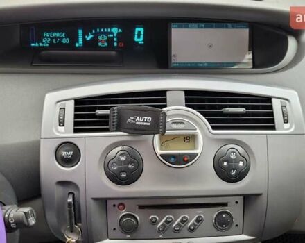 Серый Рено Сценик, объемом двигателя 1.6 л и пробегом 143 тыс. км за 5500 $, фото 15 на Automoto.ua