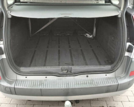 Серый Рено Сценик, объемом двигателя 1.6 л и пробегом 211 тыс. км за 6600 $, фото 5 на Automoto.ua