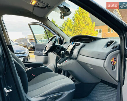 Сірий Рено Сценік, об'ємом двигуна 1.6 л та пробігом 155 тис. км за 6399 $, фото 28 на Automoto.ua