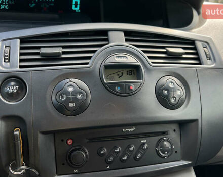 Серый Рено Сценик, объемом двигателя 1.6 л и пробегом 228 тыс. км за 5300 $, фото 9 на Automoto.ua