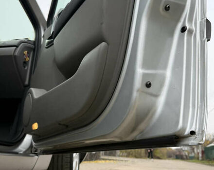 Серый Рено Сценик, объемом двигателя 1.6 л и пробегом 230 тыс. км за 5699 $, фото 67 на Automoto.ua